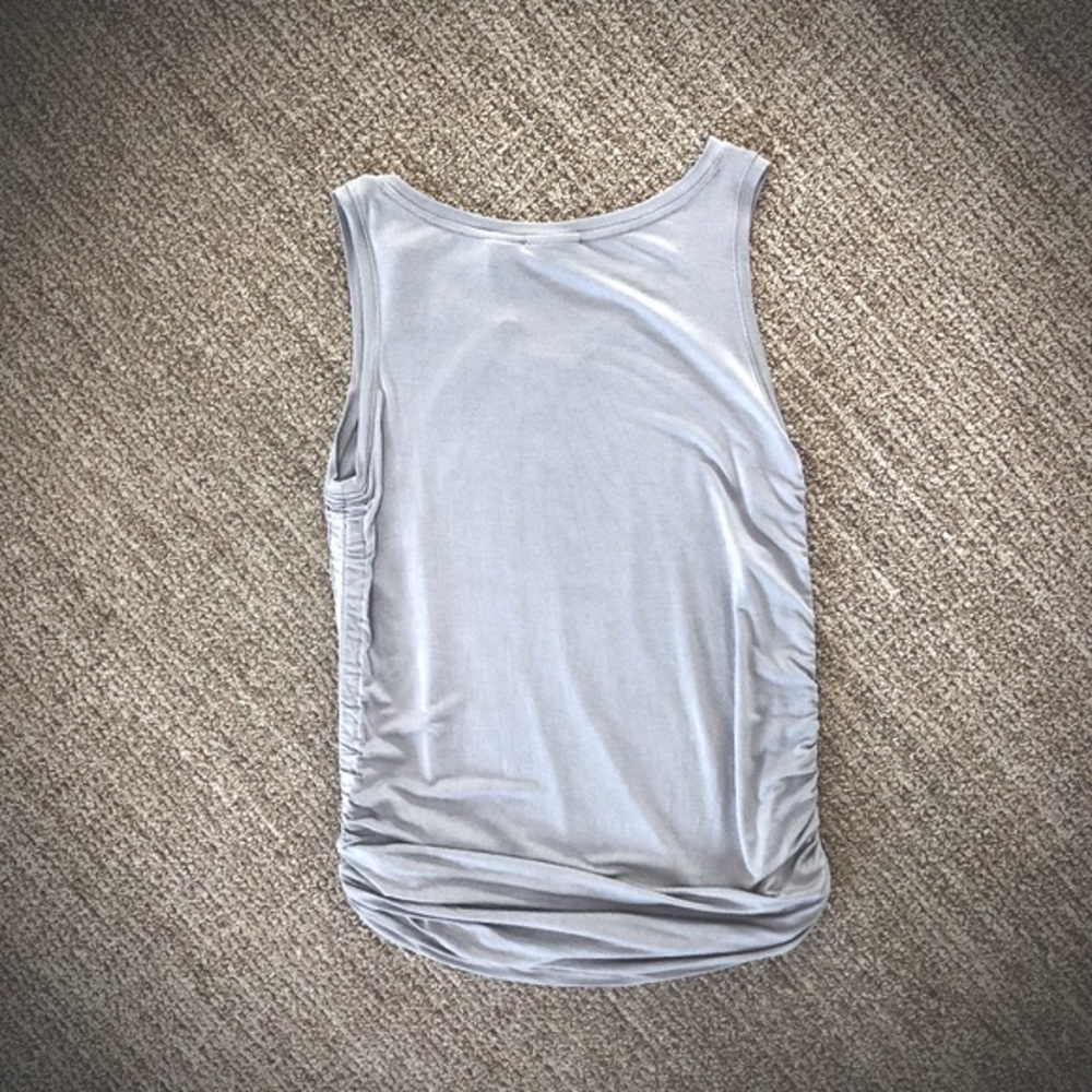 Tahari NWT V-Neck Grey Jersey Tank with Shirred Sides - Picture 3 of 9